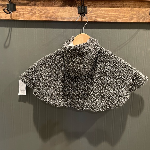 Carter’s NEW girls winter Shawl poncho cape size 6mo hood fleece baby outdoor - Picture 5 of 8